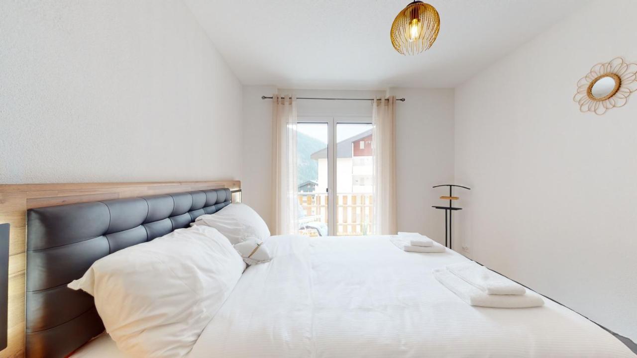 Apartment With Sauna And Mountain View Loèche-les-Bains Extérieur photo