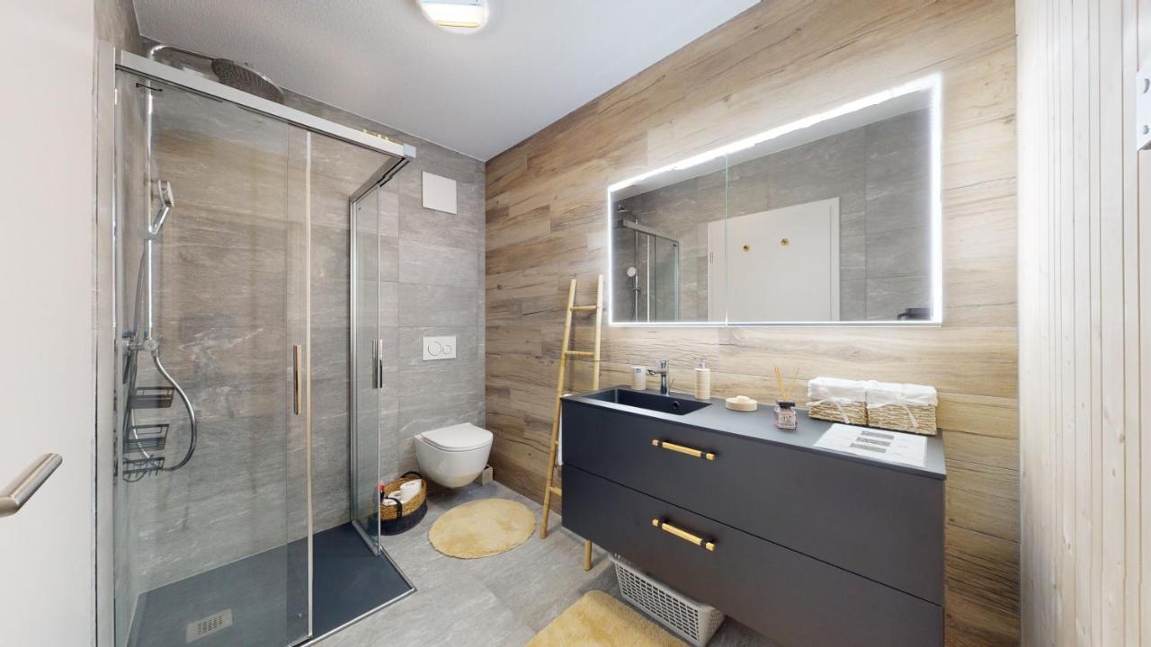 Apartment With Sauna And Mountain View Loèche-les-Bains Extérieur photo